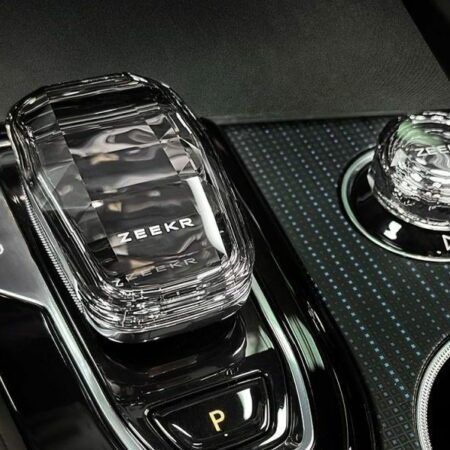 Накладки під кришталь на ручку КПП та регулятор гучності ZEEKR 001 (Темна) 8894888541BL